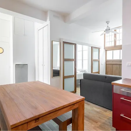 Du Lion/ac Historic Flat, Marais, 4-5 Guests * Parigi
